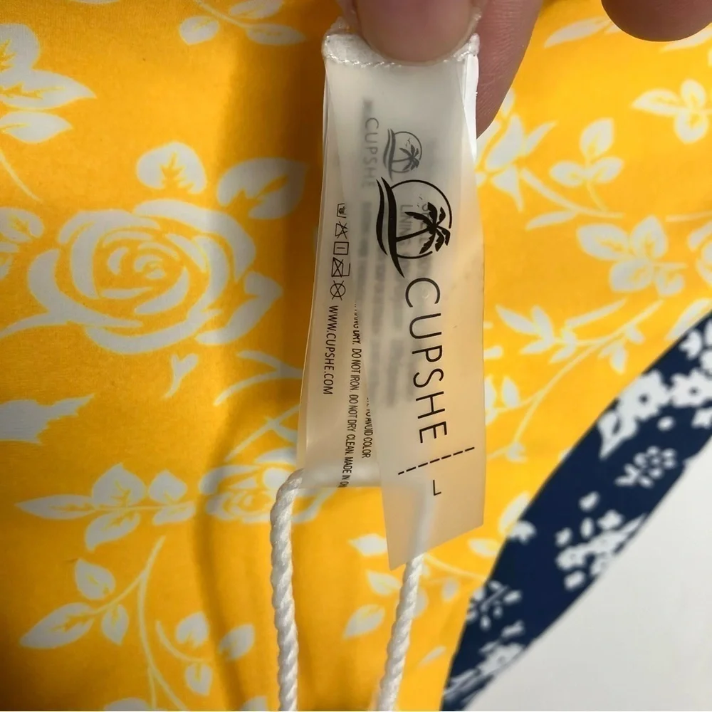 NWT Cupshe bikini‎ bottom size large